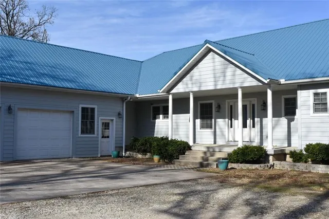 $1,275,000 | 3815 476th Road, Osceola, MO 64776