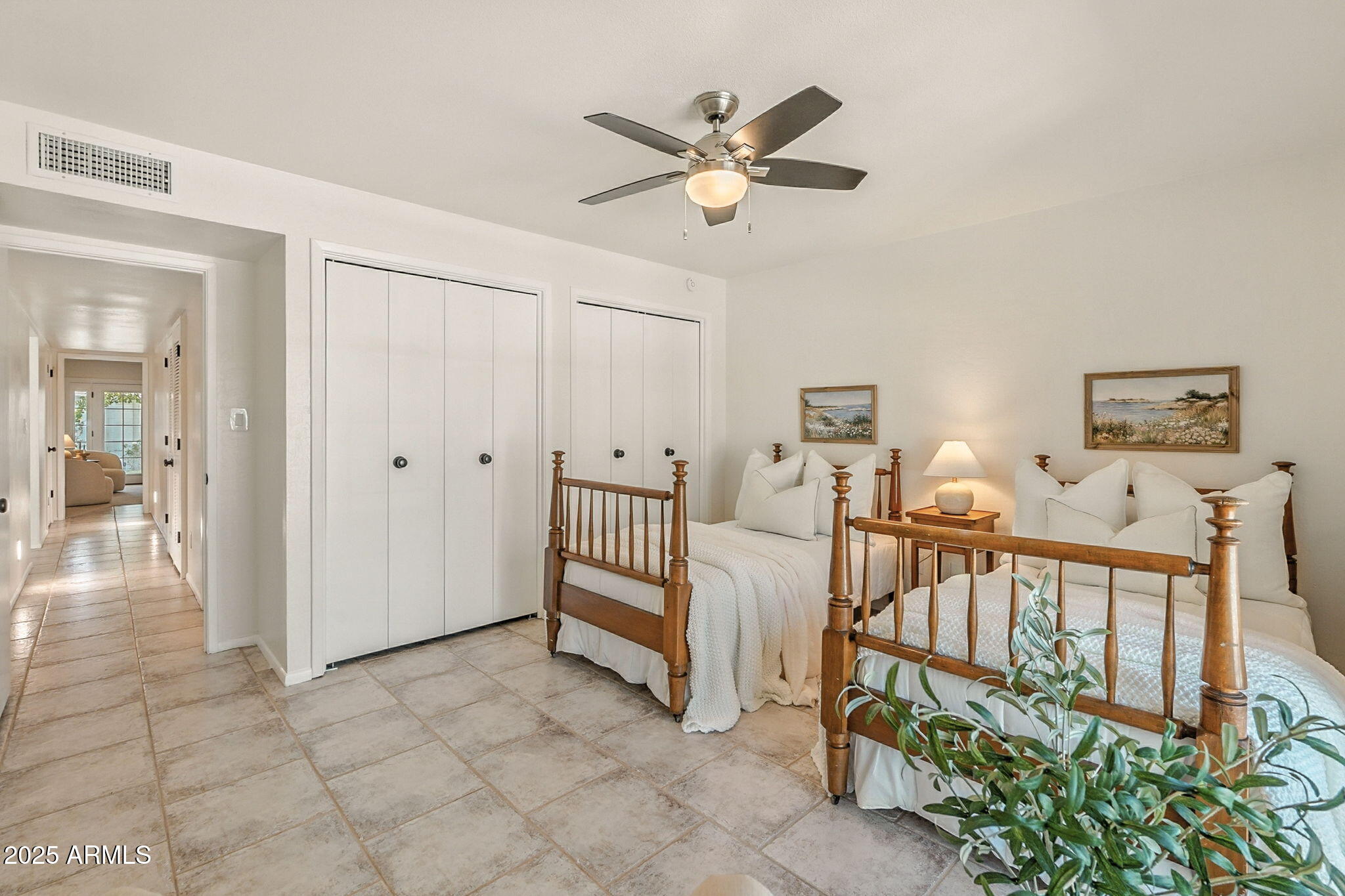 43 East Boca Raton Road Phoenix, AZ 85022 - Photo 42 of 99 Guest Room with Dual Closets