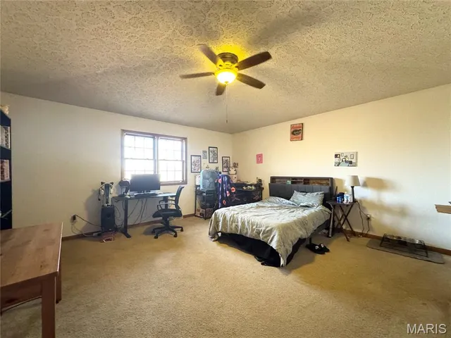 $305,000 | 16935 Lemming Lane, St. Robert, MO 65584