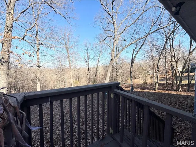 $305,000 | 16935 Lemming Lane, St. Robert, MO 65584