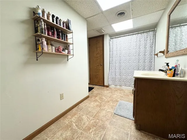 $305,000 | 16935 Lemming Lane, St. Robert, MO 65584