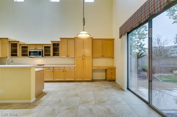 $2,500 | 10800 Canisteo Street, Las Vegas, NV 89141