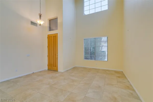 $2,500 | 10800 Canisteo Street, Las Vegas, NV 89141