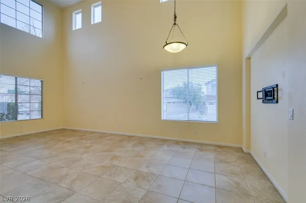$2,500 | 10800 Canisteo Street, Las Vegas, NV 89141