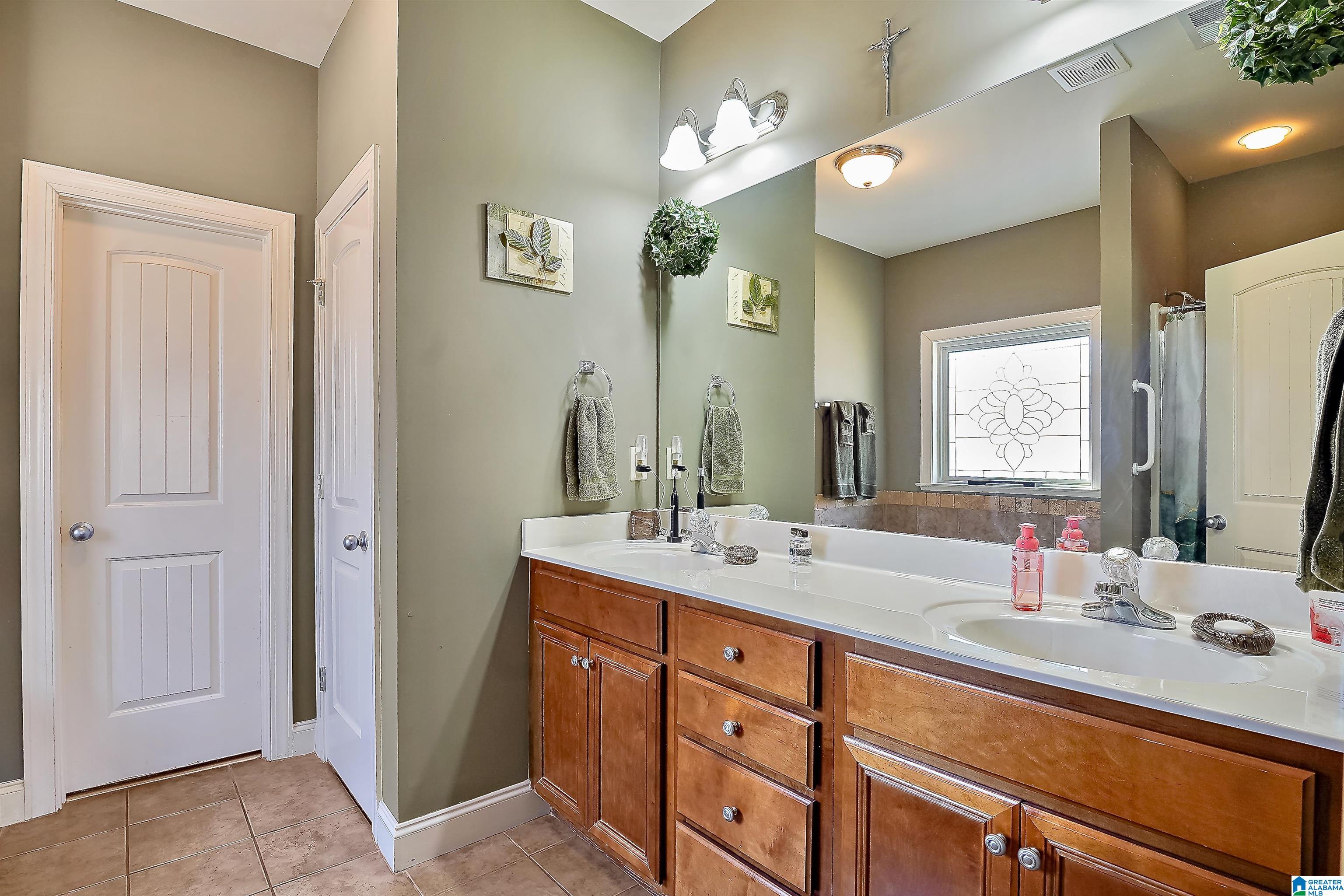120 Mayfair Park Alabaster, AL 35114 - Photo 19 of 35