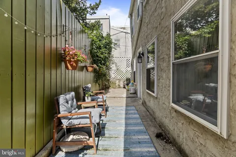 $479,000 | 1012 North Leithgow Street, Philadelphia, PA 19123