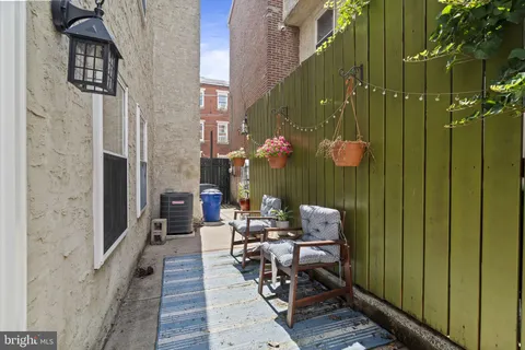 $479,000 | 1012 North Leithgow Street, Philadelphia, PA 19123
