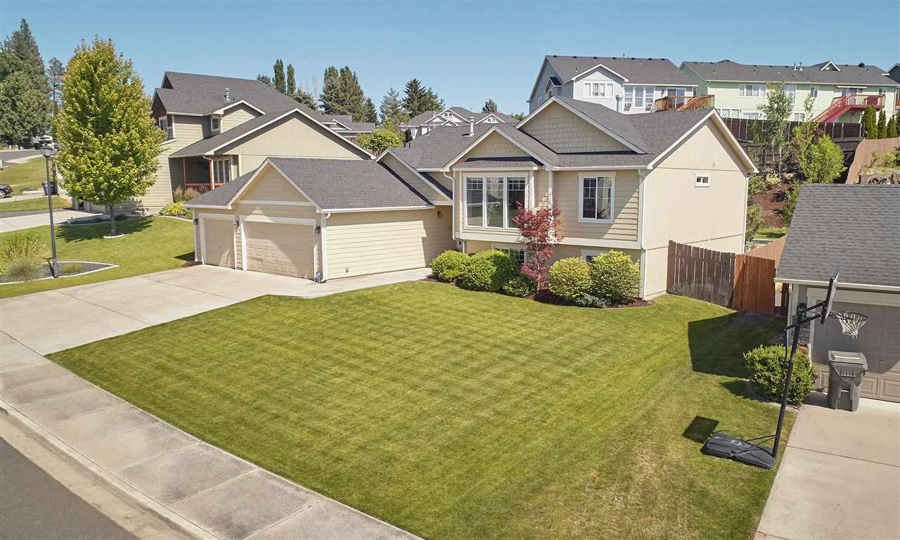 15402 North Chesapeake Road Mead, WA 99021 - Photo 2 of 20 Gallery Image 2