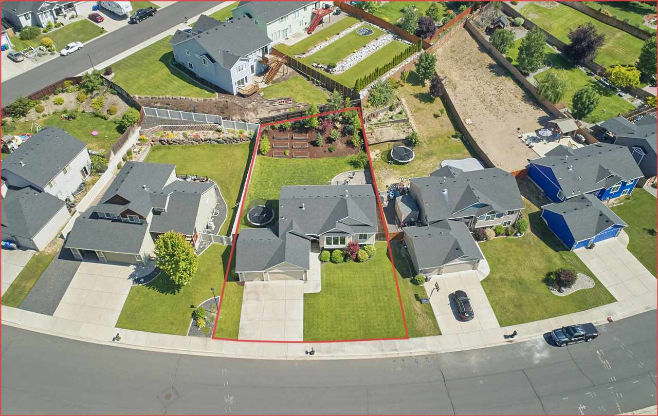 15402 North Chesapeake Road Mead, WA 99021 - Photo 3 of 20 Gallery Image 3