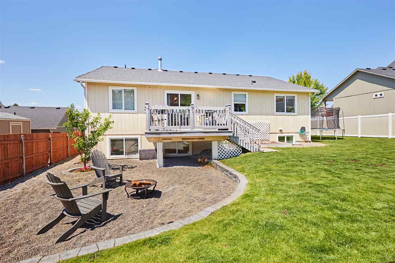 15402 North Chesapeake Road Mead, WA 99021 - Photo 4 of 20 Gallery Image 4