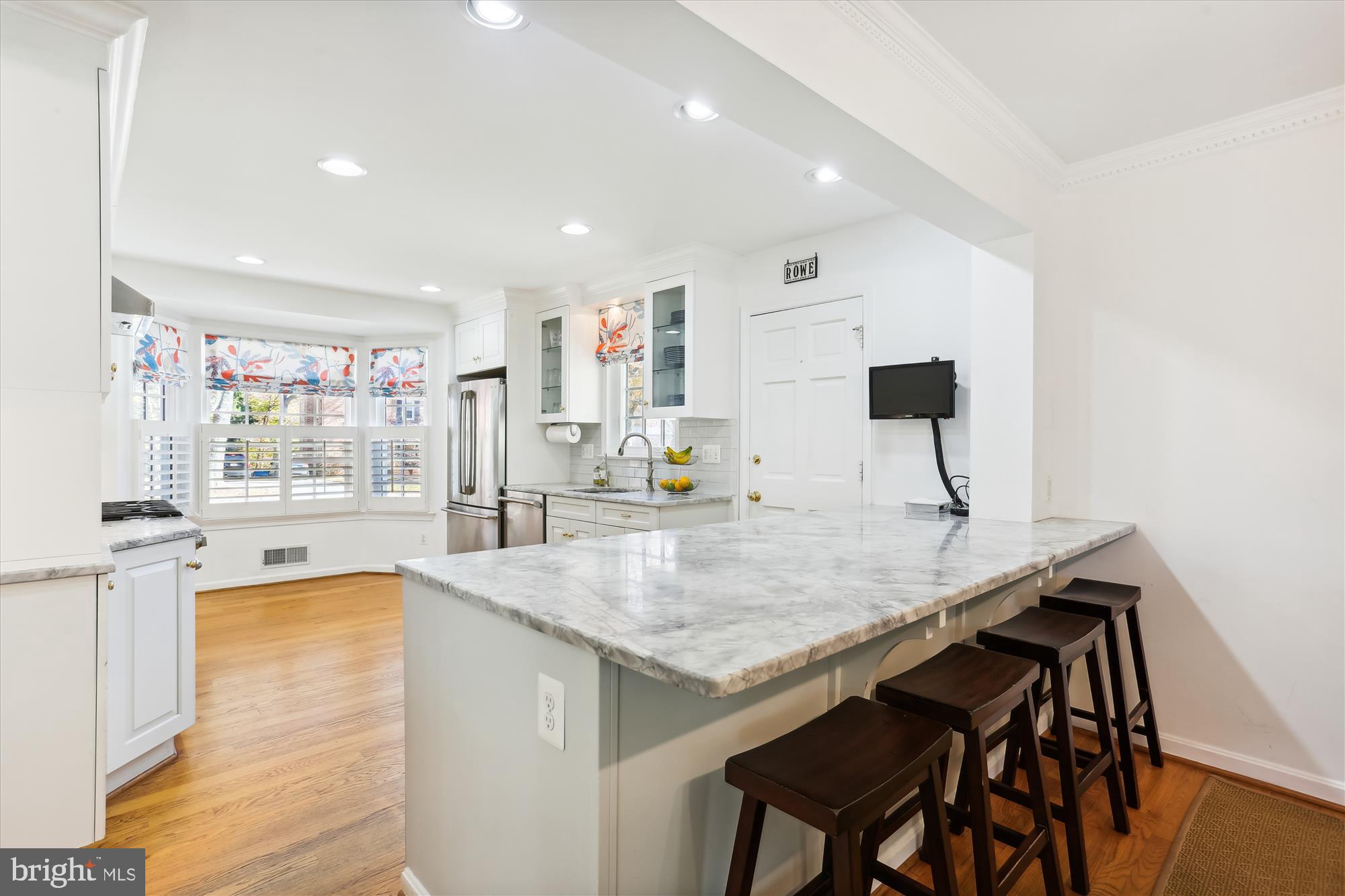 604 Aster Boulevard Rockville, MD 20850 - Photo 20 of 91 Kitchen