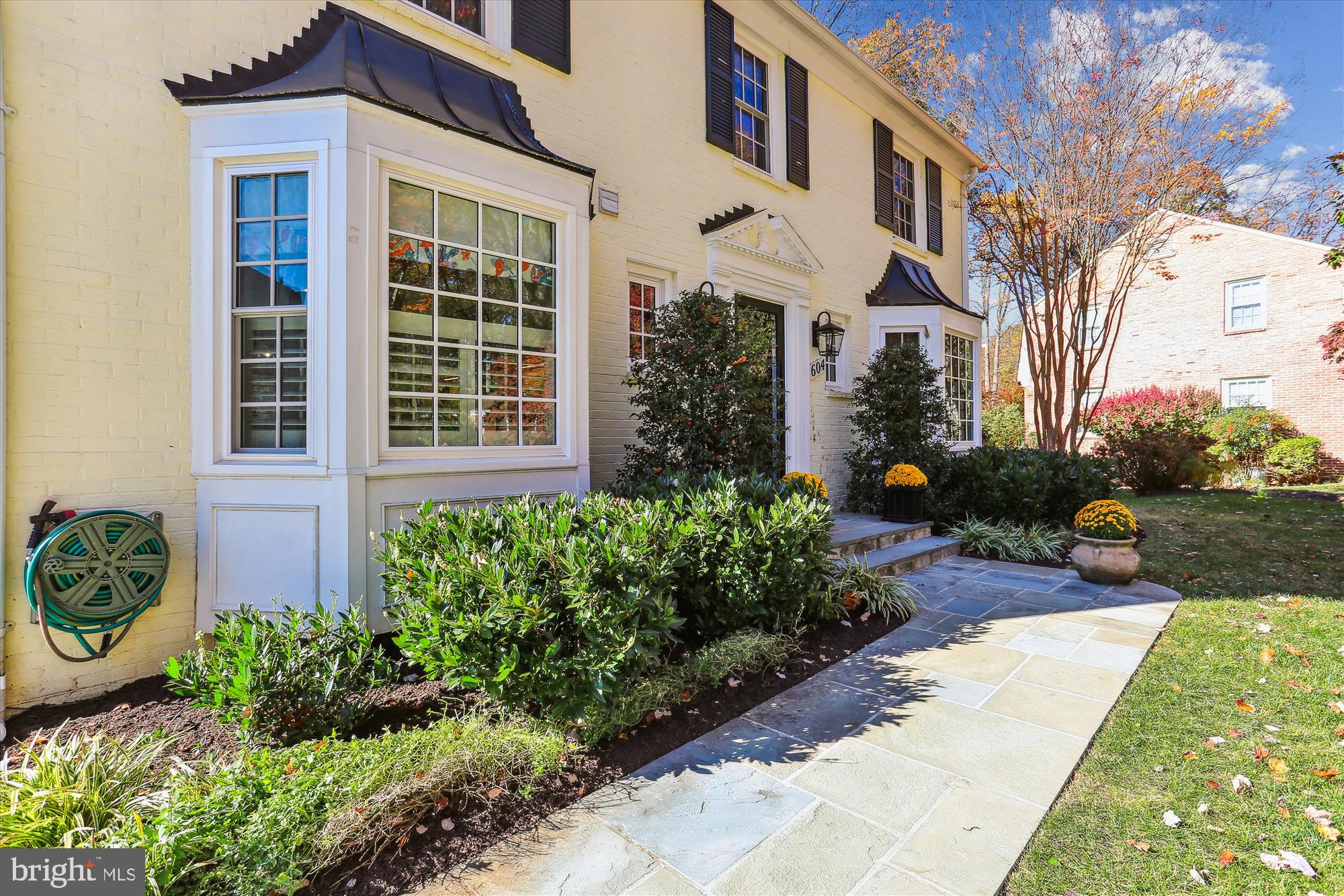 604 Aster Boulevard Rockville, MD 20850 - Photo 2 of 91 Walk