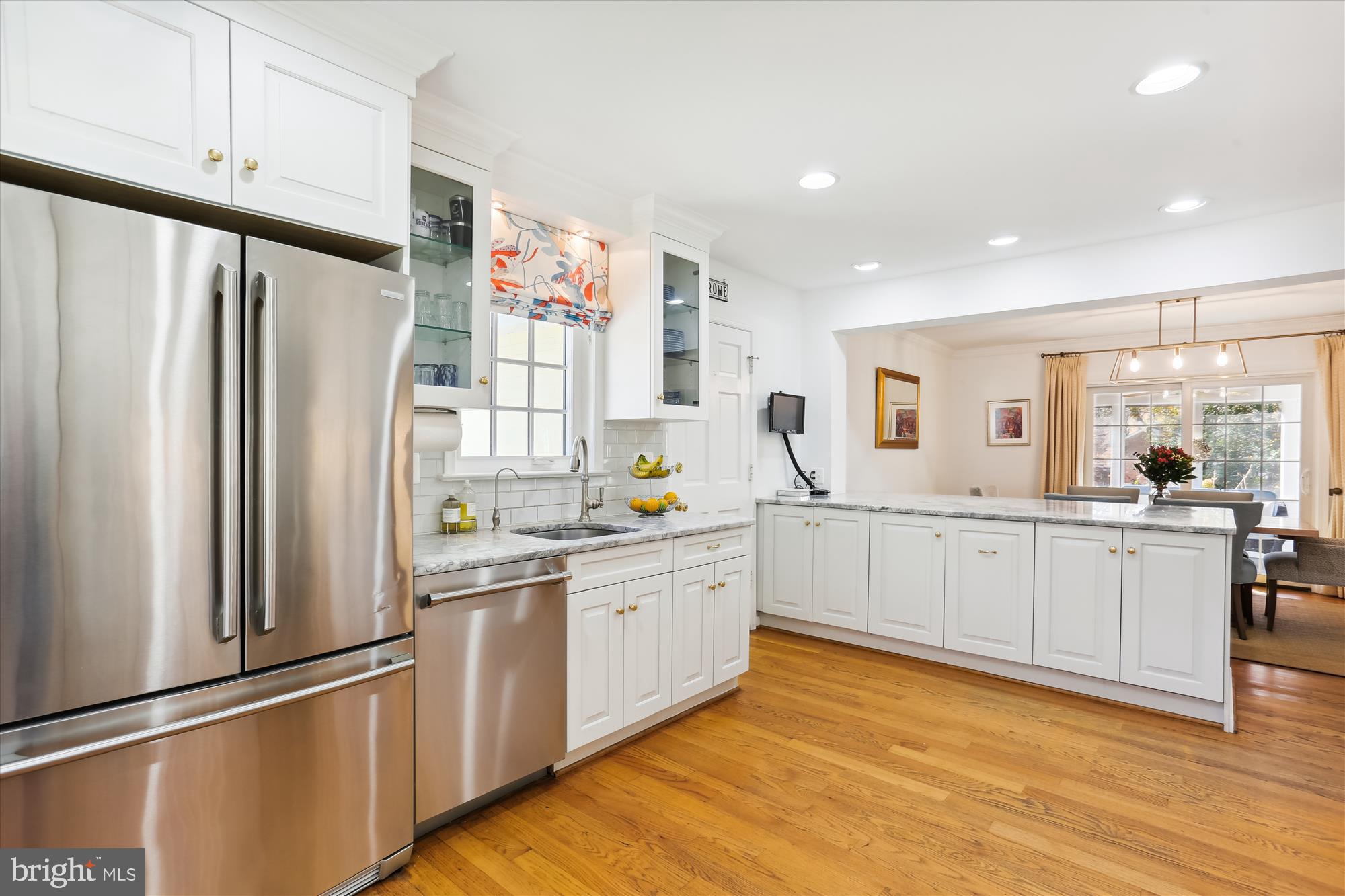 604 Aster Boulevard Rockville, MD 20850 - Photo 23 of 91 Kitchen