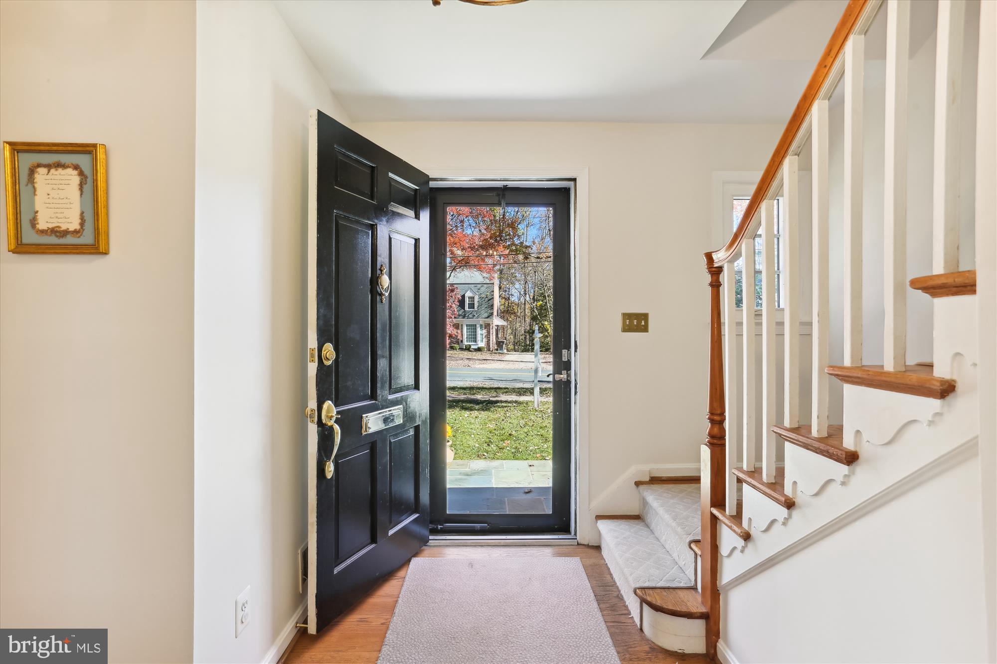 604 Aster Boulevard Rockville, MD 20850 - Photo 5 of 91 Entry