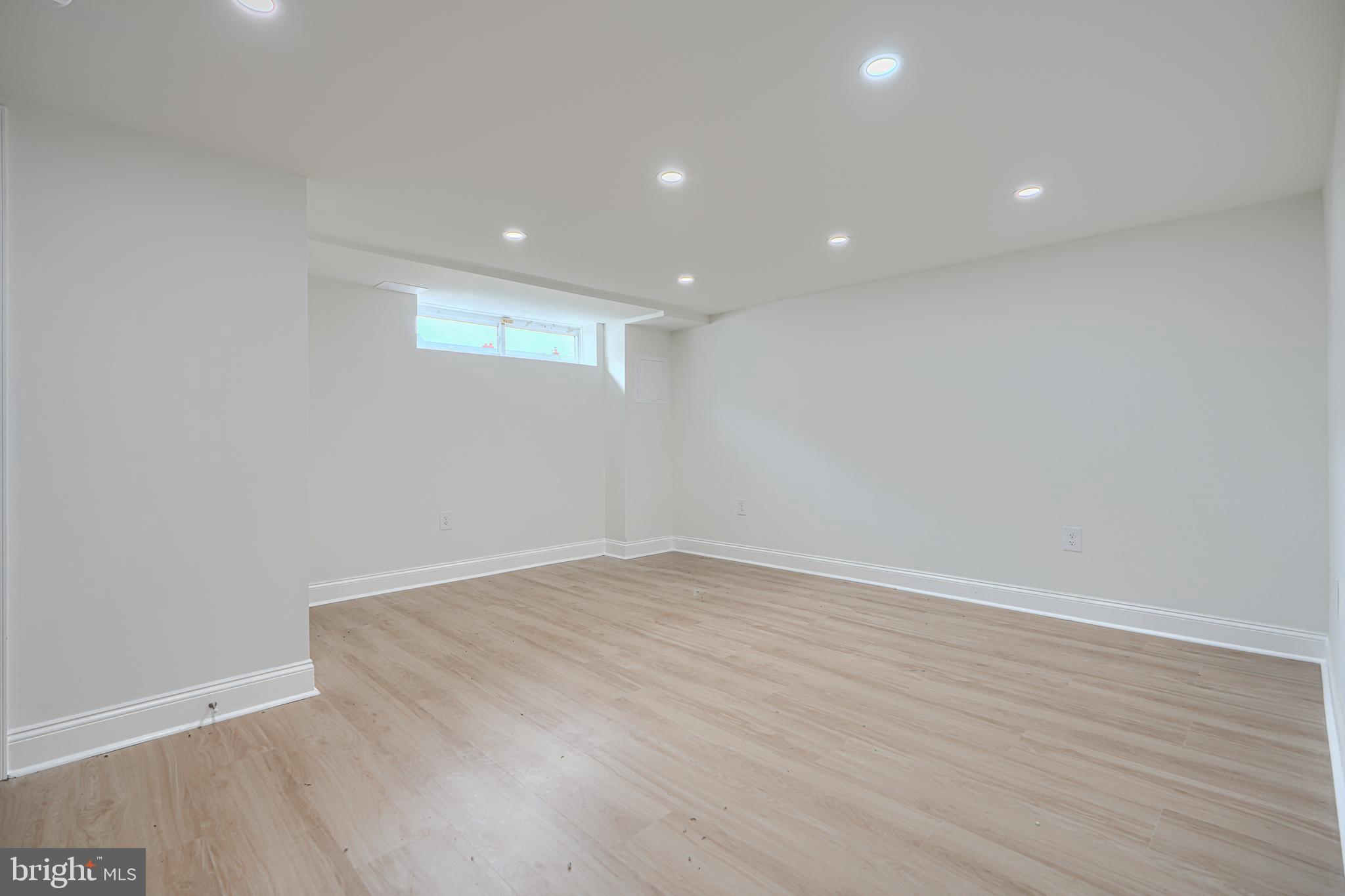 1905 Heathfield Road Baltimore, MD 21239 - Photo 38 of 49