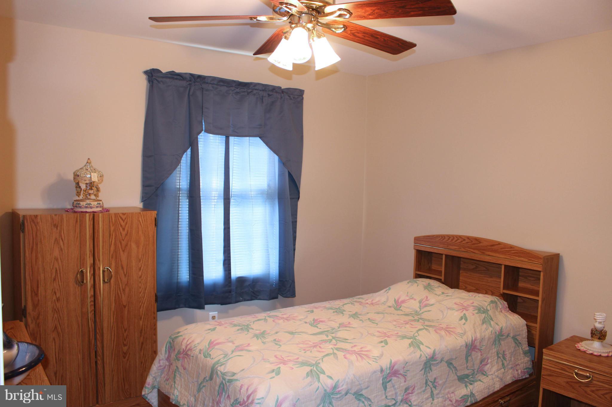 9007 Throgmorton Road Baltimore, MD 21234 - Photo 17 of 30 Bedroom 2