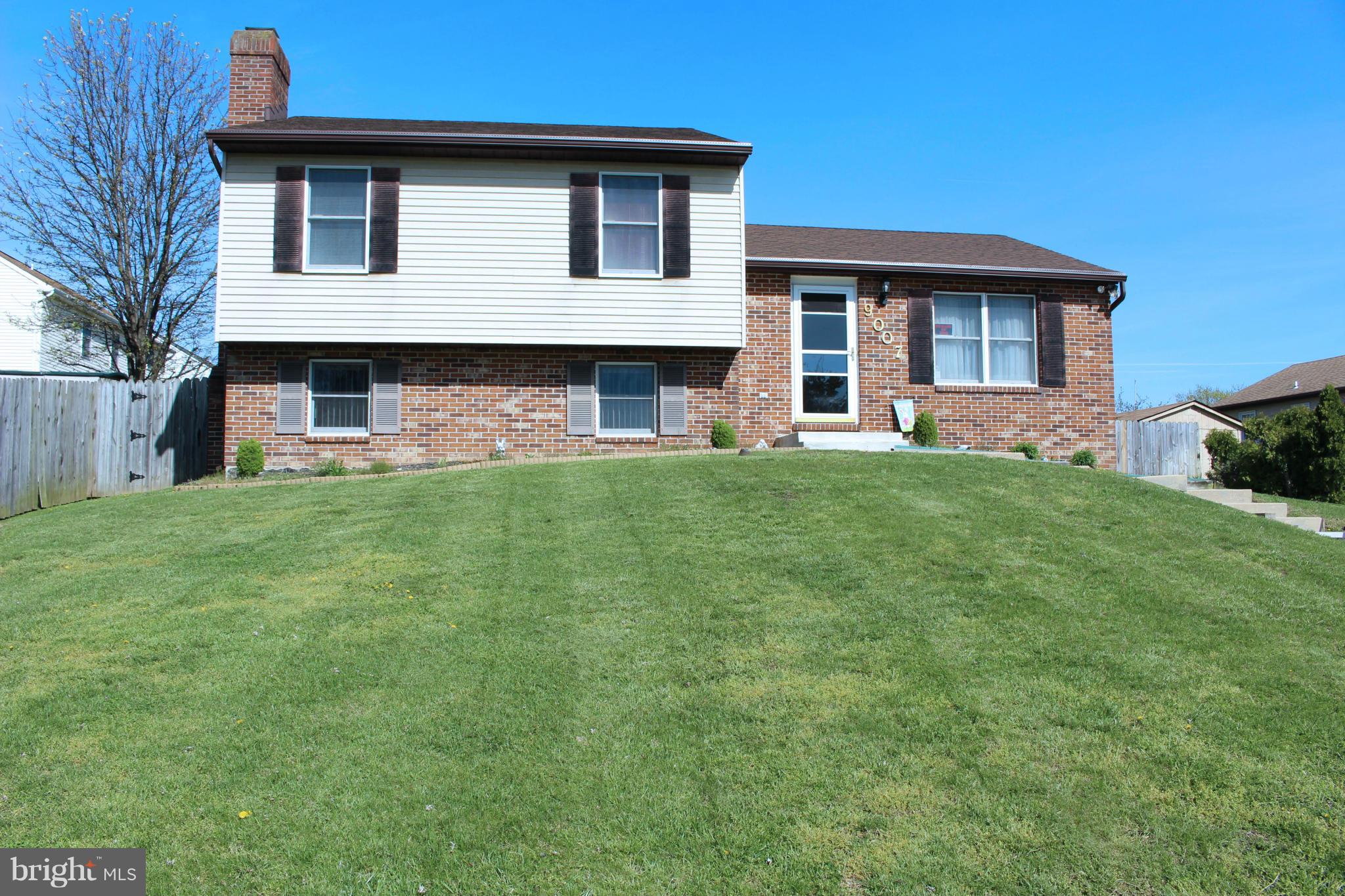 9007 Throgmorton Road Baltimore, MD 21234 - Photo 28 of 30 Exterior (Front)