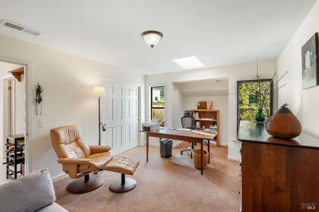 $1,999,000 | 2850 Western Avenue, Petaluma, CA 94952