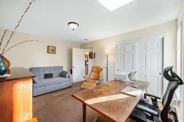 $1,999,000 | 2850 Western Avenue, Petaluma, CA 94952