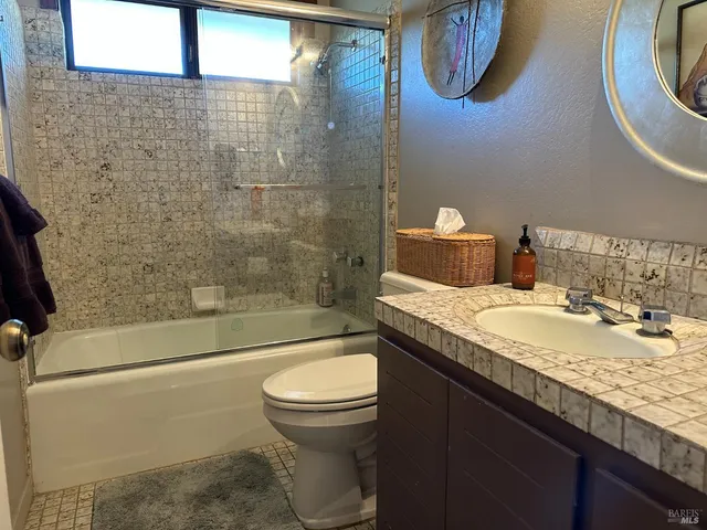 $1,999,000 | 2850 Western Avenue, Petaluma, CA 94952