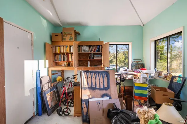 $1,999,000 | 2850 Western Avenue, Petaluma, CA 94952