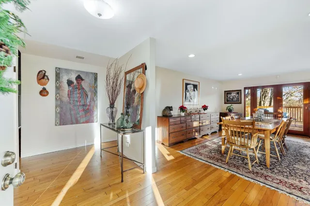 $1,999,000 | 2850 Western Avenue, Petaluma, CA 94952