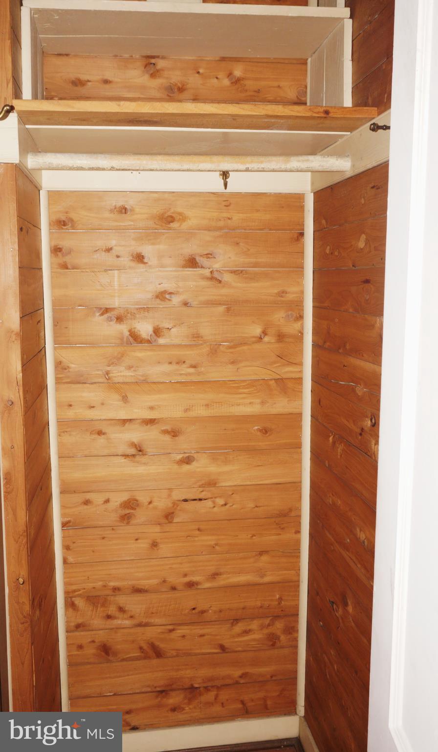 22 Anacostia Road Northeast Washington, DC 20019 - Photo 8 of 16 Closet in bedroom #2