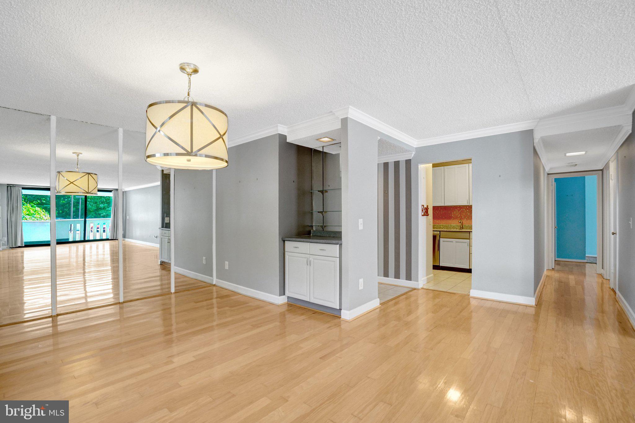 6101 Edsall Road, Unit 302 Alexandria, VA 22304 - Photo 13 of 54