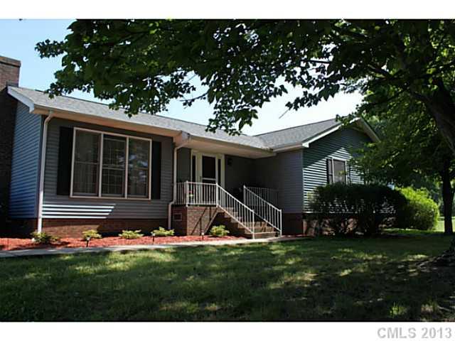 136 Perrin Road Mooresville, NC 28117 - Photo 1 of 2 Gallery Image 1
