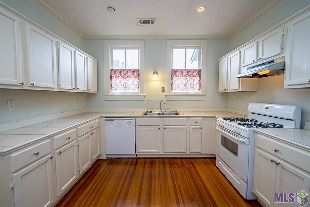 867 South Eugene Street Baton Rouge, LA 70806 - Photo 3 of 27 Gallery Image 3