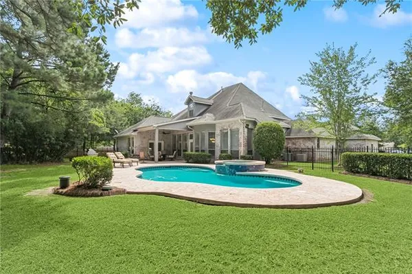 $697,500 | 356 Aspen Lane, Covington, LA 70433