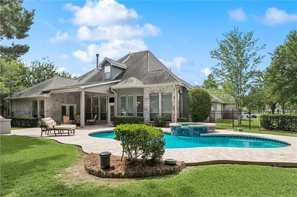$697,500 | 356 Aspen Lane, Covington, LA 70433