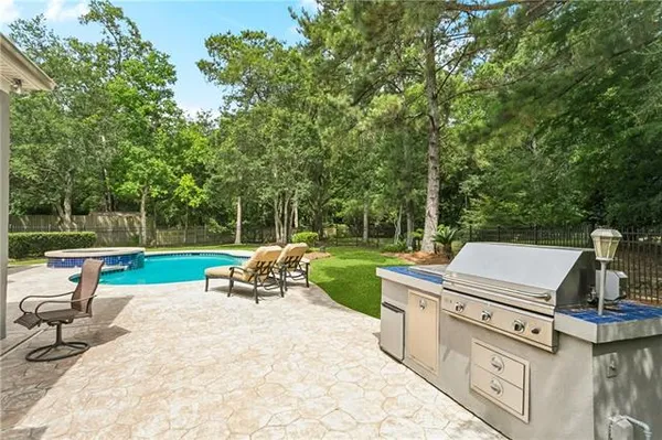 $697,500 | 356 Aspen Lane, Covington, LA 70433