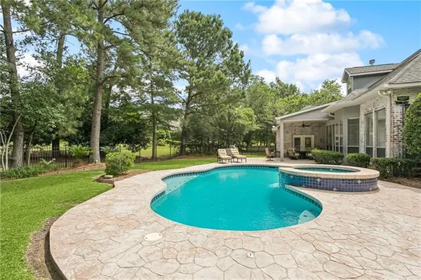 $697,500 | 356 Aspen Lane, Covington, LA 70433