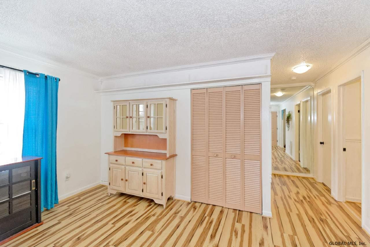 25 A Pine Lane, Unit 6 Albany, NY 12203 - Photo 5 of 21 Photo 5