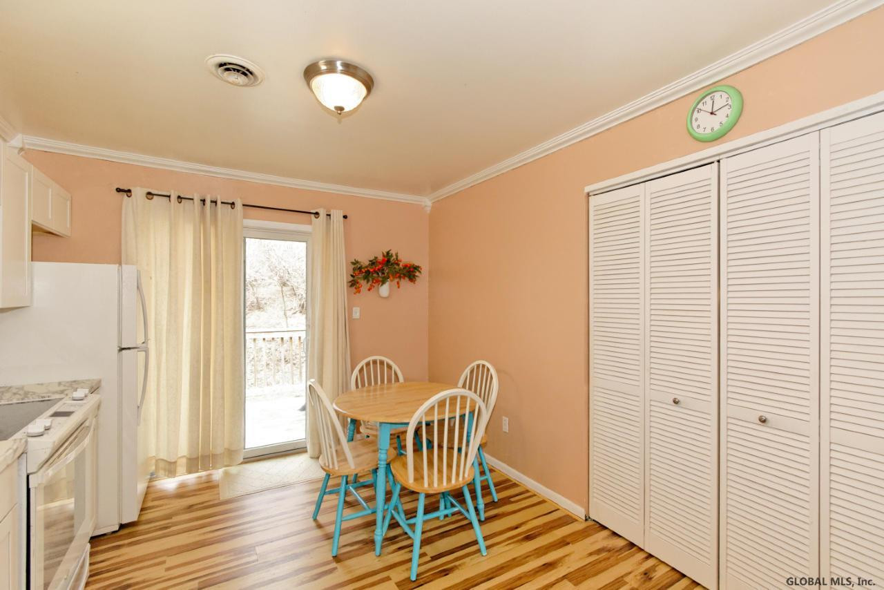 25 A Pine Lane, Unit 6 Albany, NY 12203 - Photo 9 of 21 Photo 9