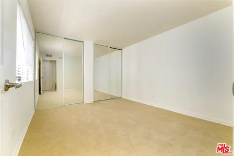 $549,000 | 21500 Burbank Boulevard, Unit 329, Woodland Hills, CA 91367