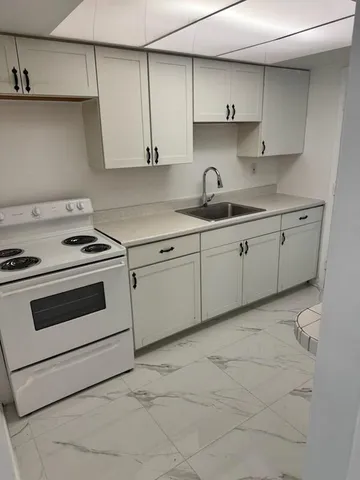 $1,650 | 2285 Northeast 172nd Street, Unit 8, North Miami Beach, FL 33160
