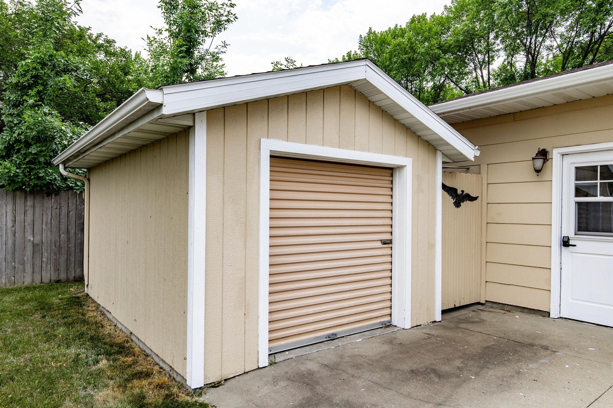 2544 Arrowhead Road South Fargo, ND 58103 - Photo 52 of 53 Gallery Image 52