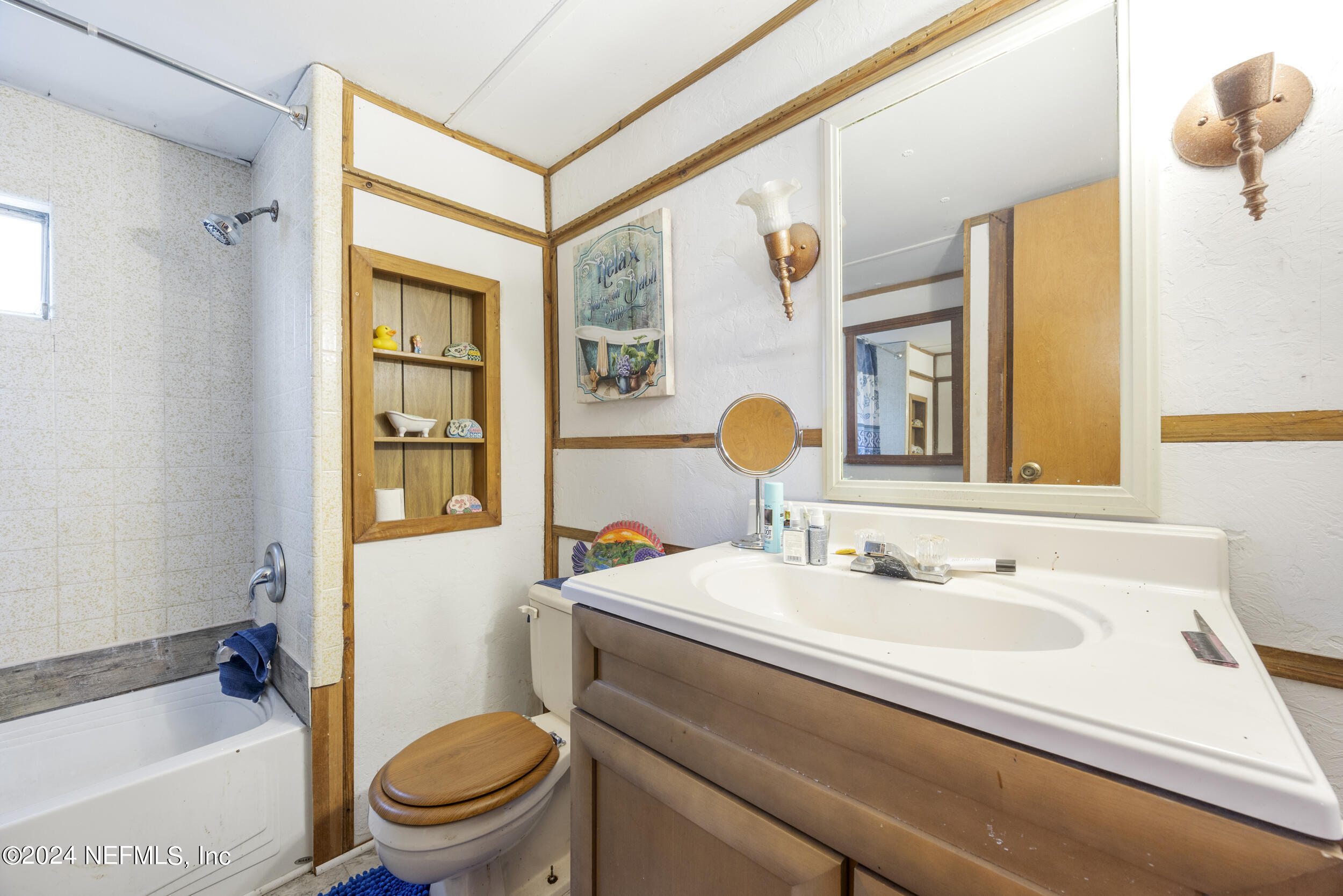 742 Ridgeline Road, Unit 1 Satsuma, FL 32189 - Photo 14 of 41 HOME B