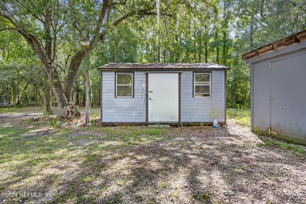 $319,500 | 742 Ridgeline Road, Unit 1, Satsuma, FL 32189