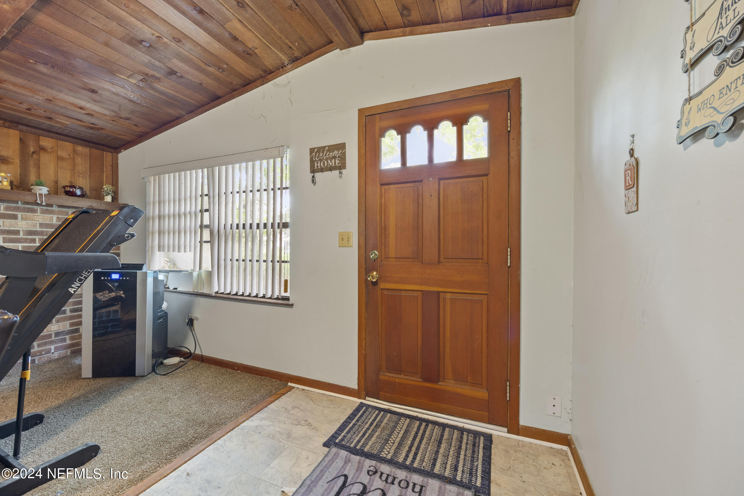 742 Ridgeline Road, Unit 1 Satsuma, FL 32189 - Photo 4 of 41 HOME B