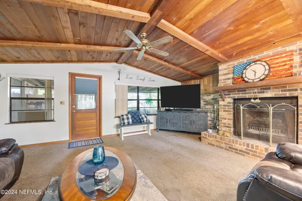 $319,500 | 742 Ridgeline Road, Unit 1, Satsuma, FL 32189