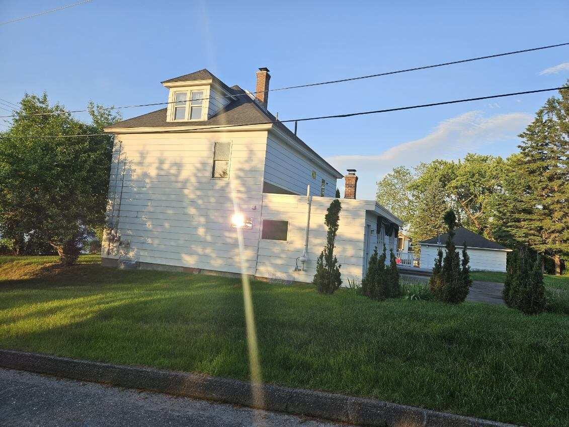 28 York Street Caribou, ME 04736 - Photo 10 of 46 28 York 15