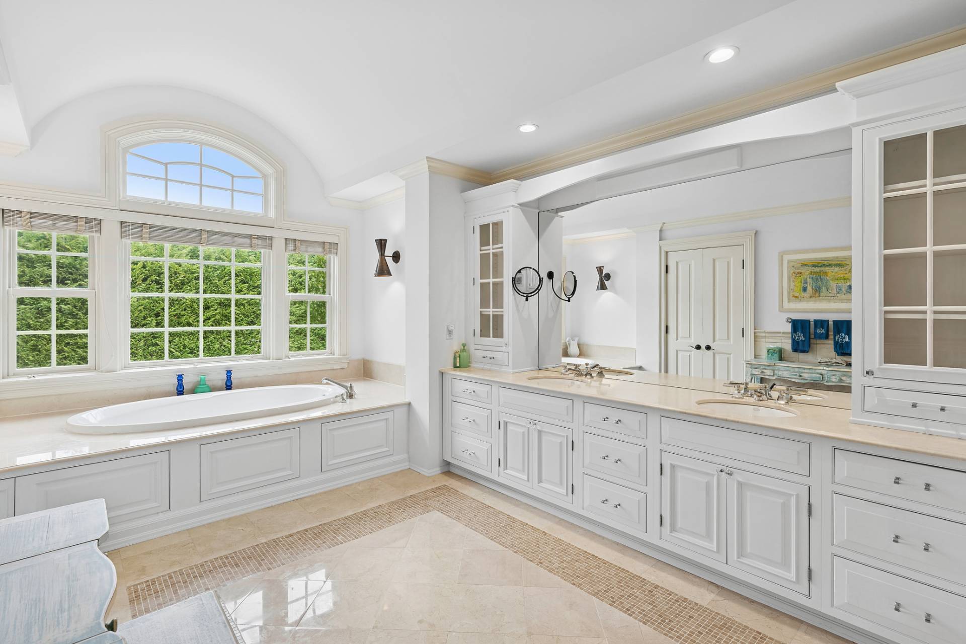 7 Kellis Way Bridgehampton, NY 11976 - Photo 23 of 46