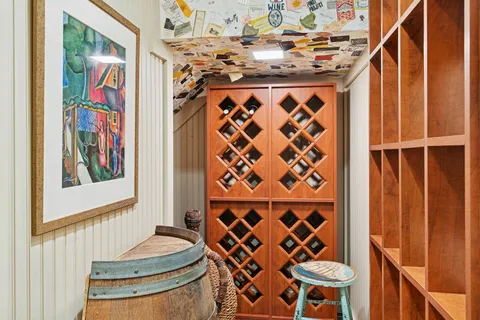 $6,995,000 | 7 Kellis Way, Bridgehampton, NY 11976