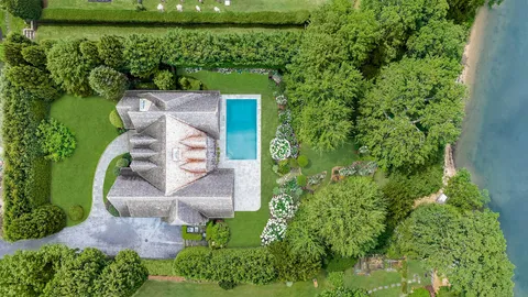 $6,995,000 | 7 Kellis Way, Bridgehampton, NY 11976