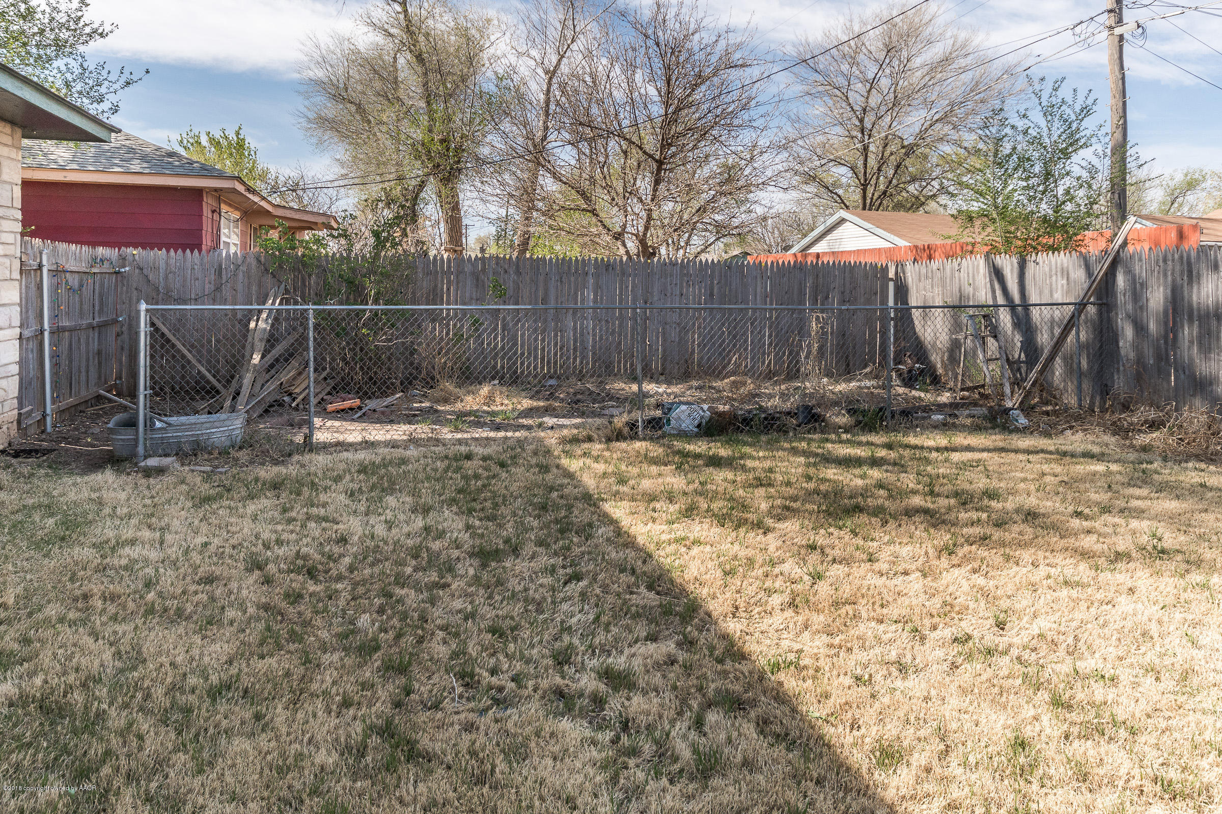 4004 Cline Road Amarillo, TX 79110 - Photo 15 of 16 Dog Run_