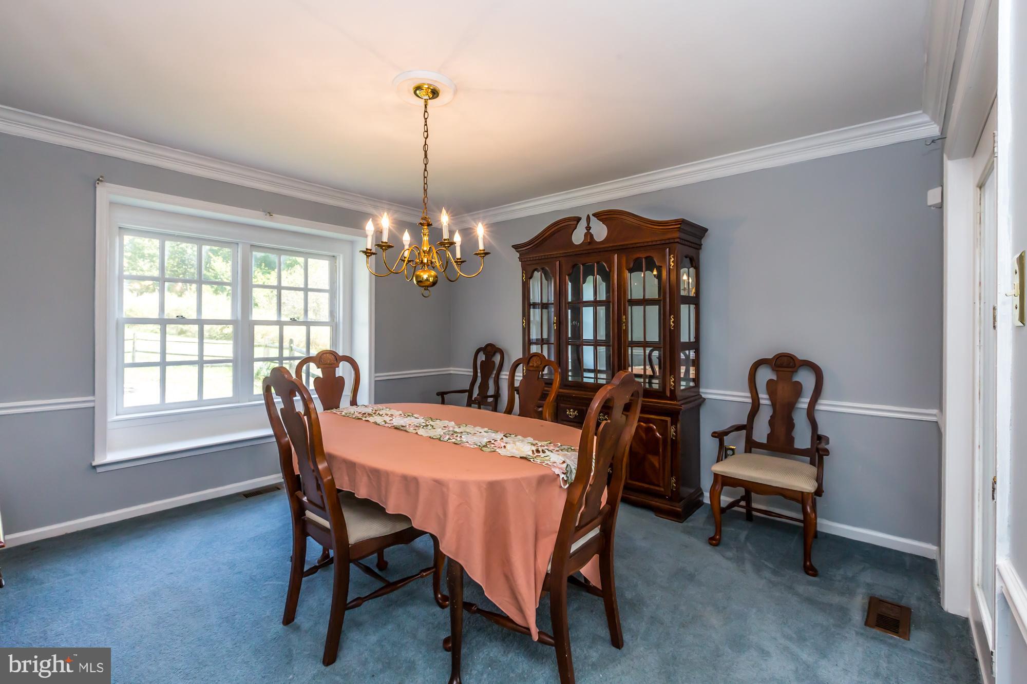 214 Nottingham Drive Spring City, PA 19475 - Photo 12 of 31 Dining Room