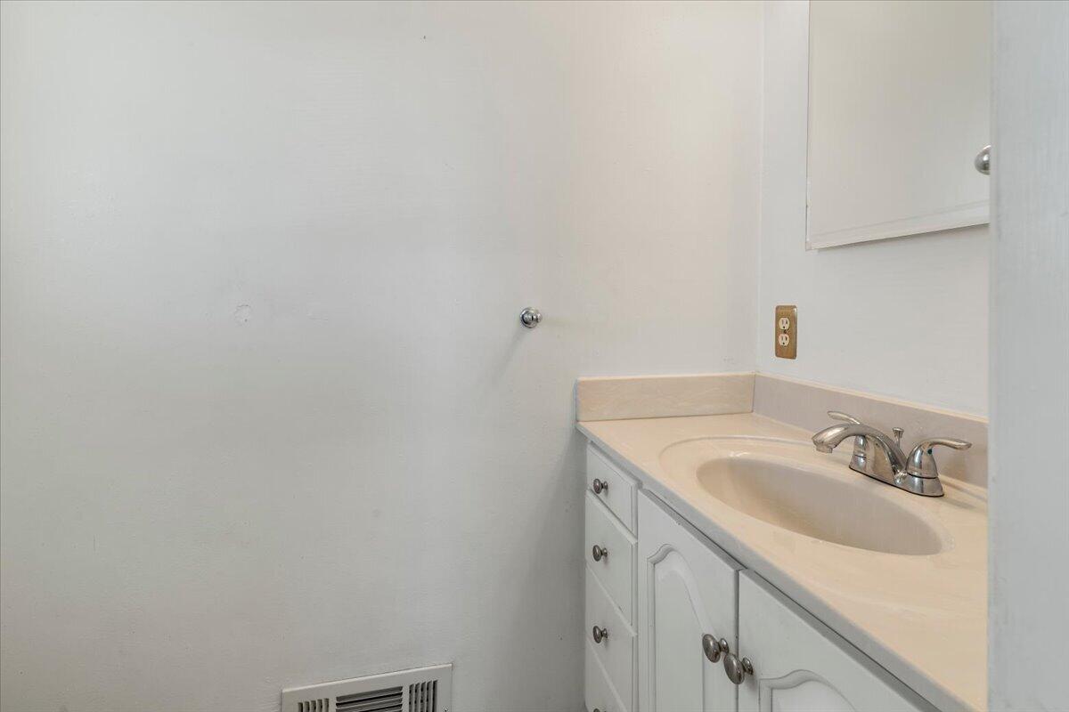 7612 Barrens Road Roanoke, VA 24019 - Photo 30 of 66 29-IMG_7473